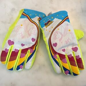 Freaky Freezy vintage Colorful Unicorn Gloves unicorn appears in cold weather